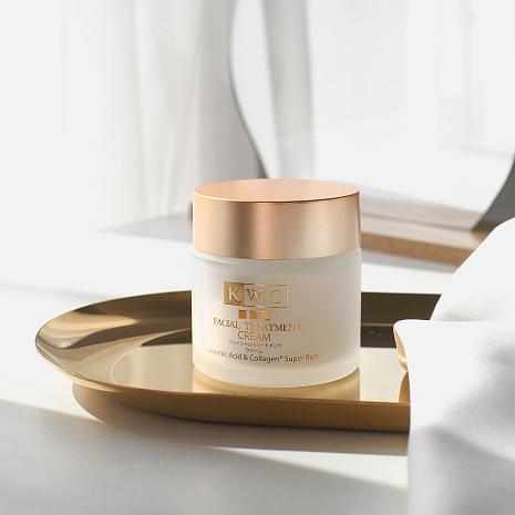 KWC Суперобогащенный восстанавливающий крем для лица