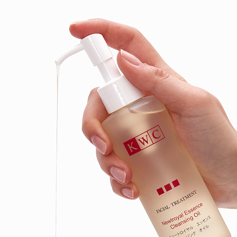 KWC Очищающее масло Newtroyal Essence