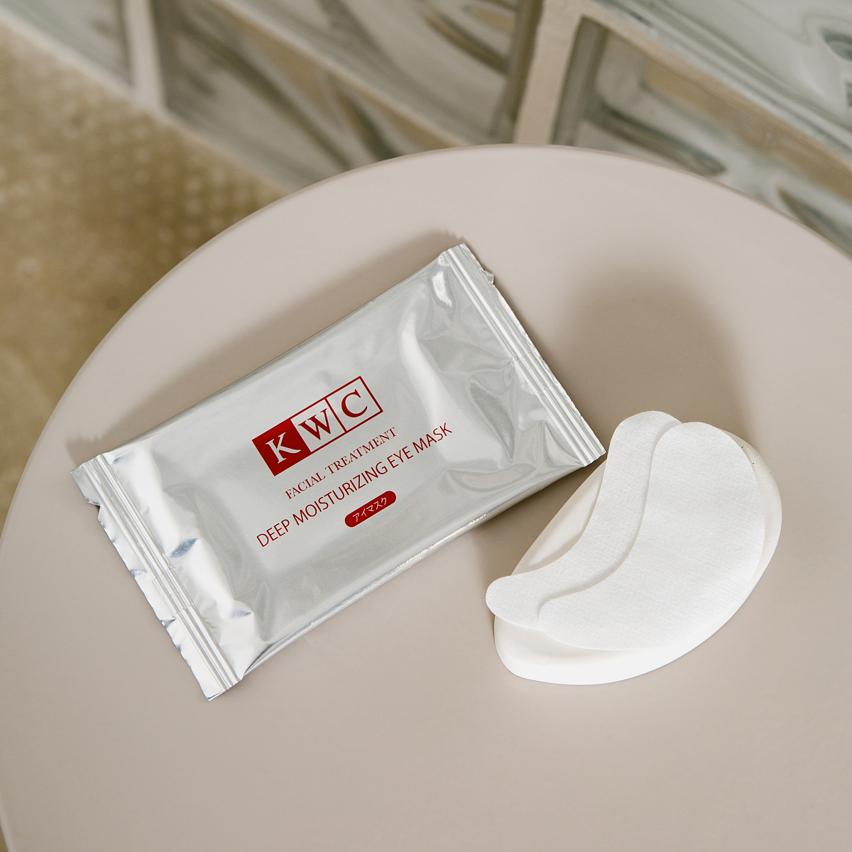 KWC Маска для глубокого увлажнения кожи вокруг глаз