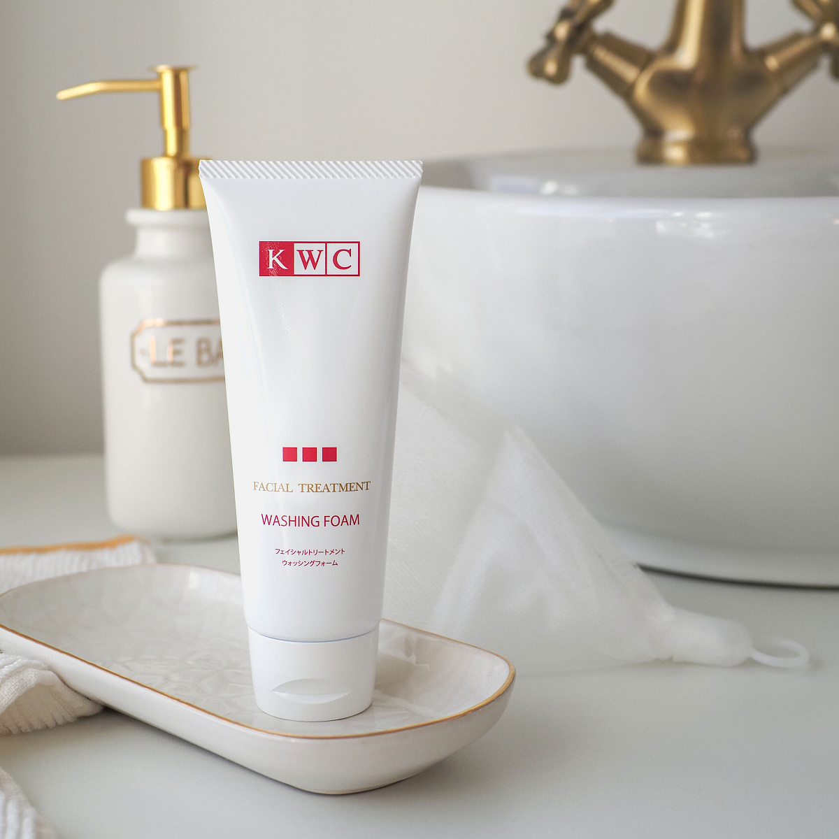 KWC Пенка для умывания Newtroyal Essence